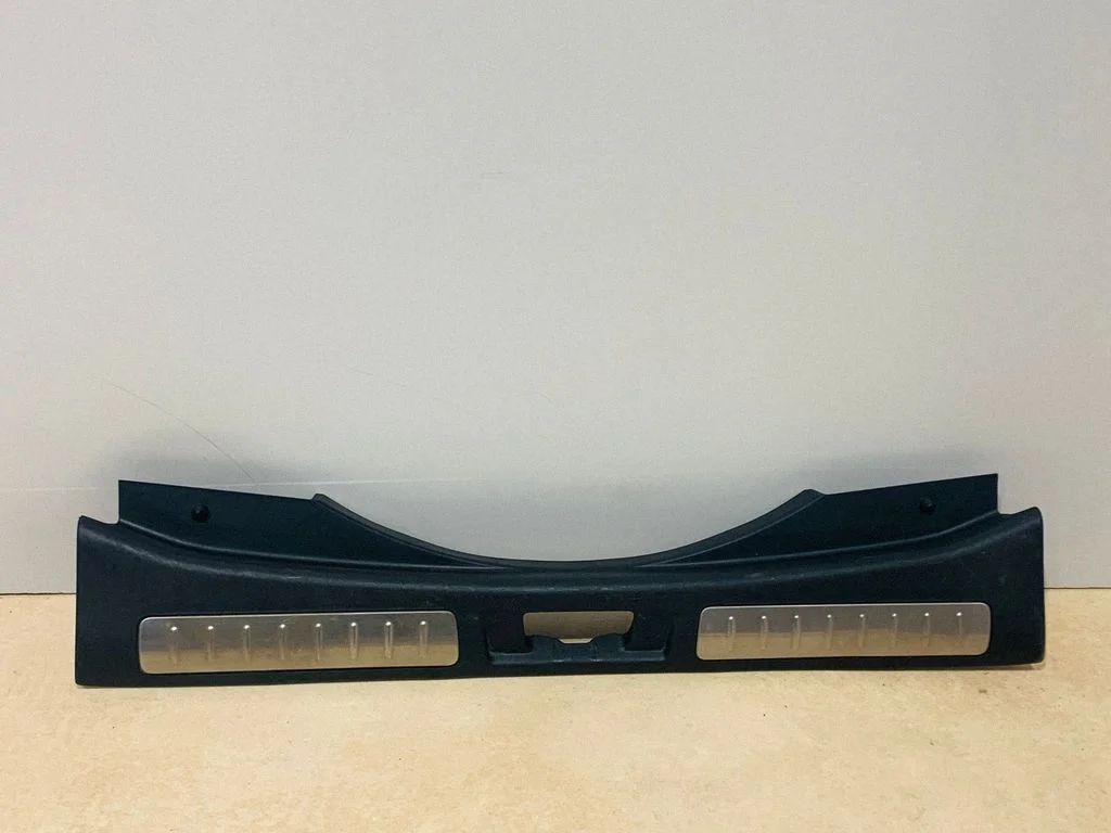 Trunk/boot sill cover protection – Land Rover Evoque I (2011-2018)