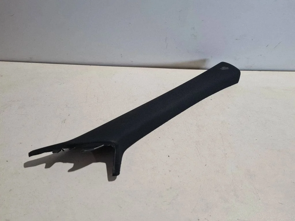 (A) pillar trim – Lexus NX (2014-2021)