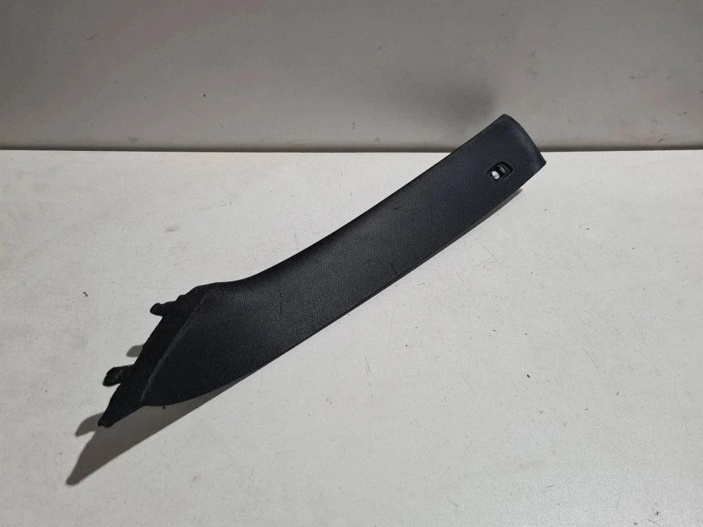 (A) pillar trim 51437284709