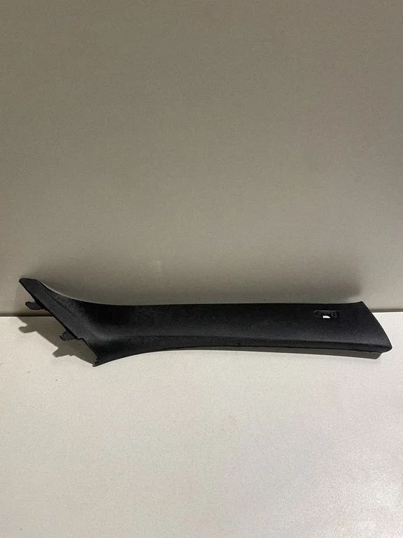 (A) pillar trim 7284710