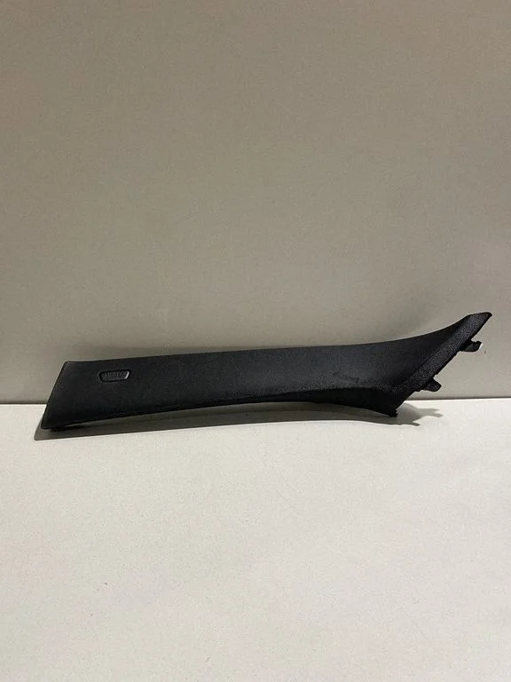 (A) pillar trim 7284709