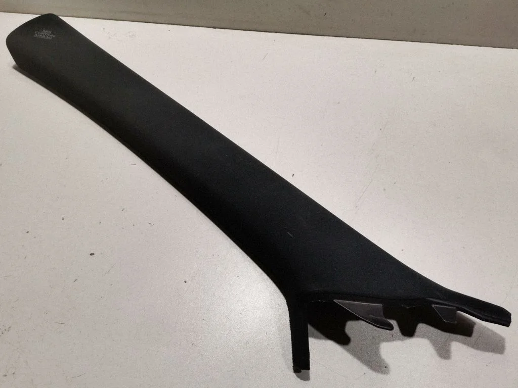 (A) pillar trim 6222078010