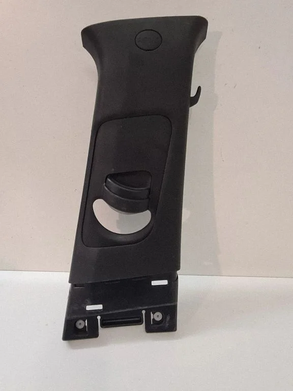 (B) pillar trim (top) 85831F1000