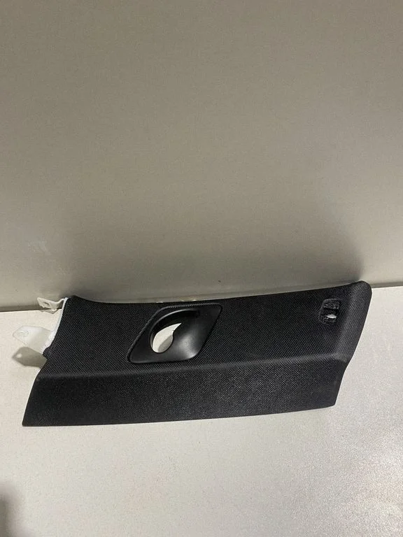 (B) pillar trim (top) 505460PB