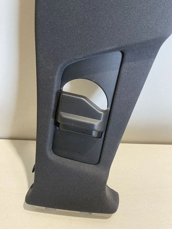 (B) pillar trim (top) A2186909200