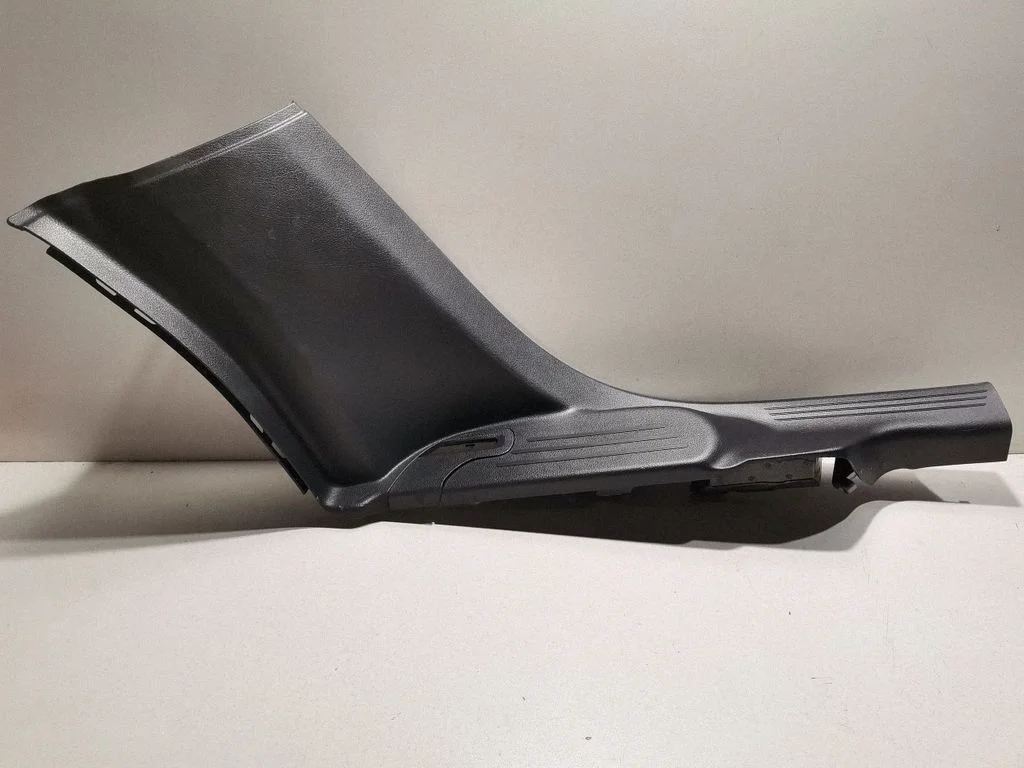Rear sill trim cover A2476900101