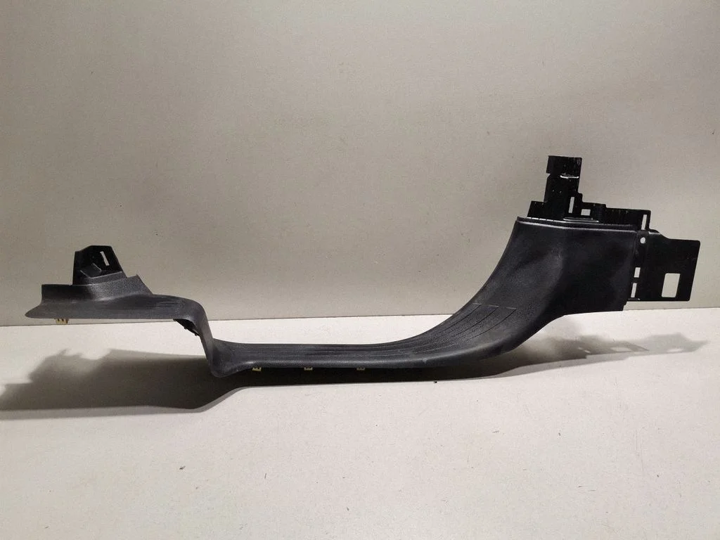 Rear sill trim cover L8B213245A
