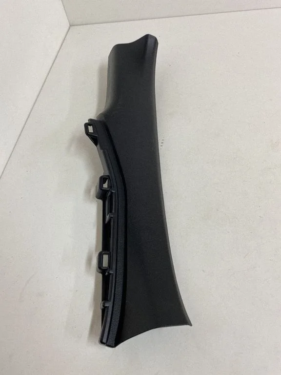 Rear sill trim cover 6791748100