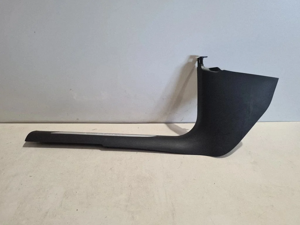 Front sill trim cover – Porsche Macan (95B) (2019-)