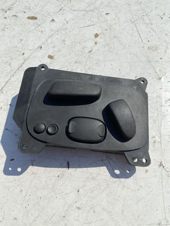Seat control switch AH2214B566BA
