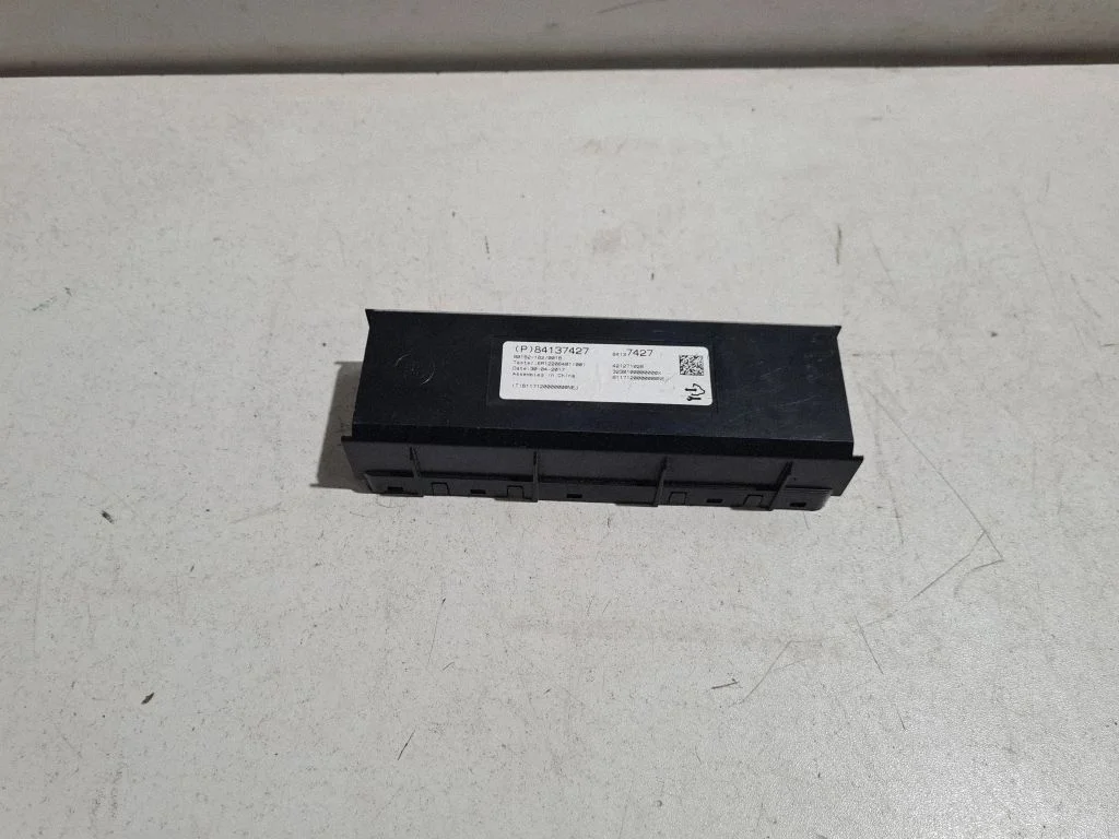 Other control units/modules 84137427