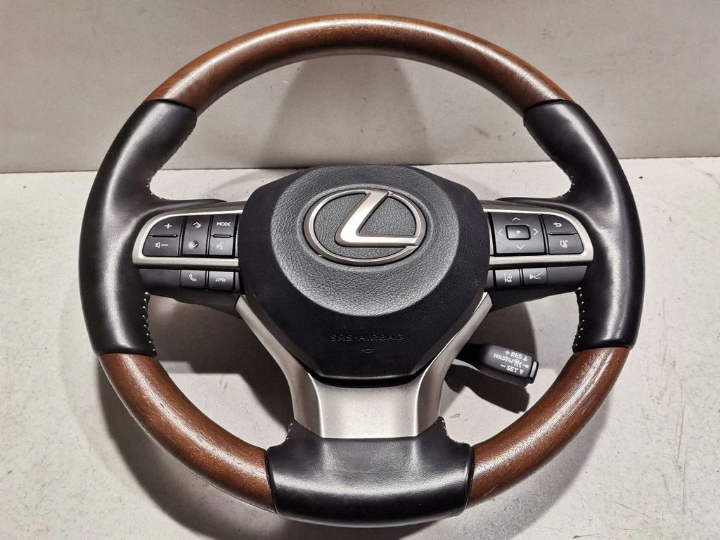 Steering wheel – Lexus RX 450H (2016-)