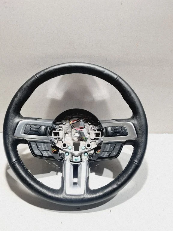 Steering wheel – Ford Mustang VI (2015-)