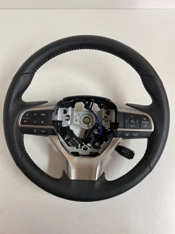 Steering wheel – Lexus RX 450H (2016-)