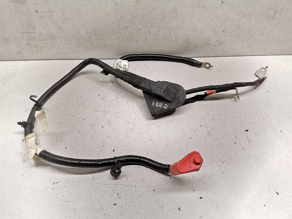 Positive cable (battery) – Land Rover Evoque II (2019-)