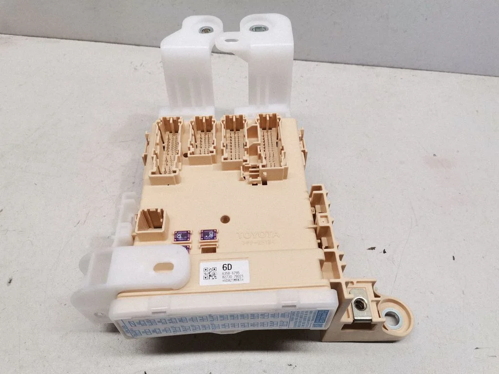 Fuse module 8273078021