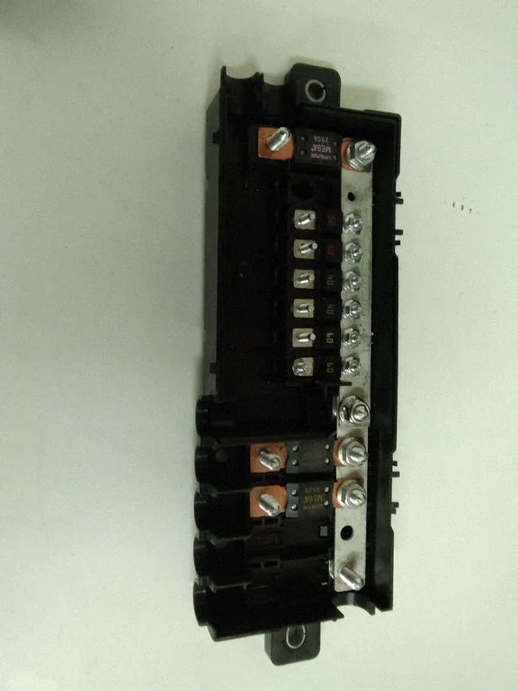 Drošinātāju bloks HX5314A073AA
