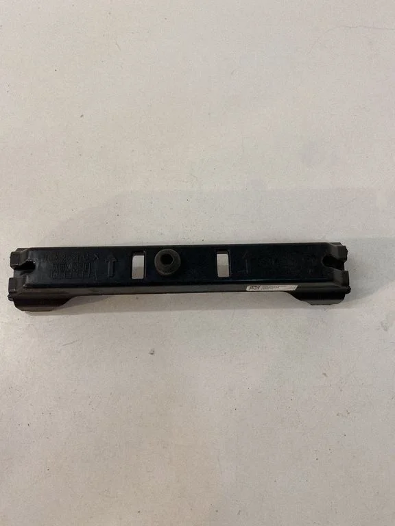 Cita salona detaļa 16A2563CA9