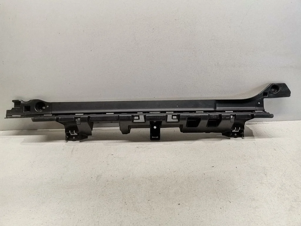 Cita ārējā detaļa L8B217B861A