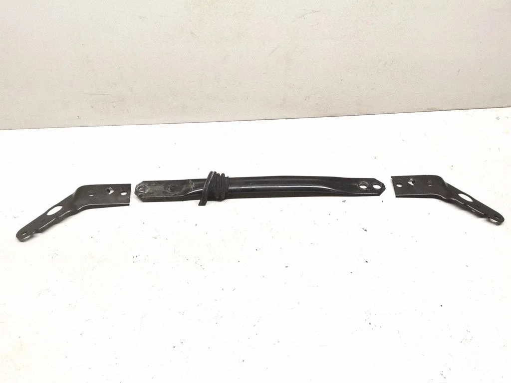 Cita motora nodalījuma detaļa GX7317K484BB