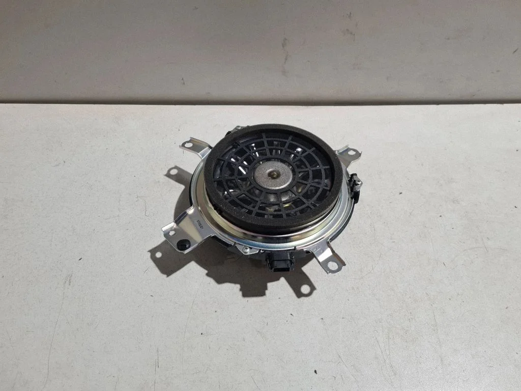 Subwoofer speaker 8615078050