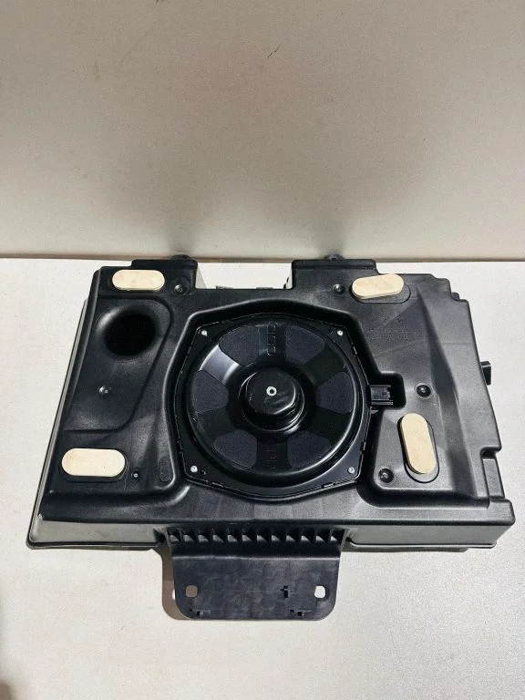 Subwoofer – Land Rover Evoque I (2011-2018)