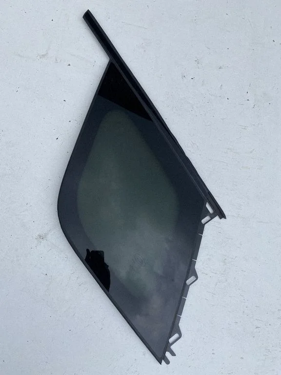 Rear side window – Land Rover Discovery Sport (2014-)