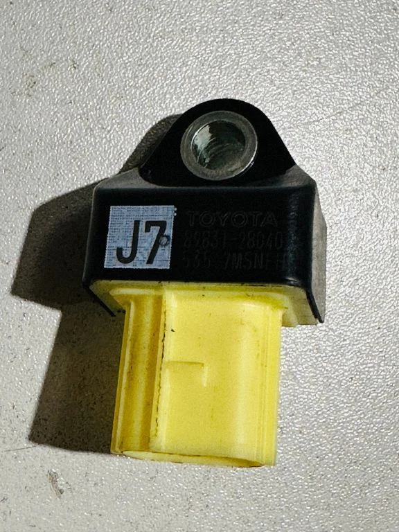 Drošības spilvenu trieciena sensors 8983128040
