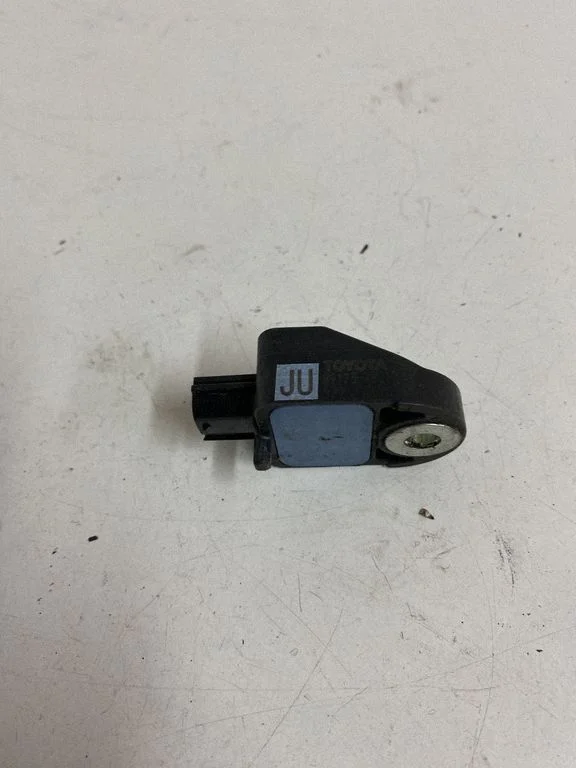 Drošības spilvenu trieciena sensors 8917378010