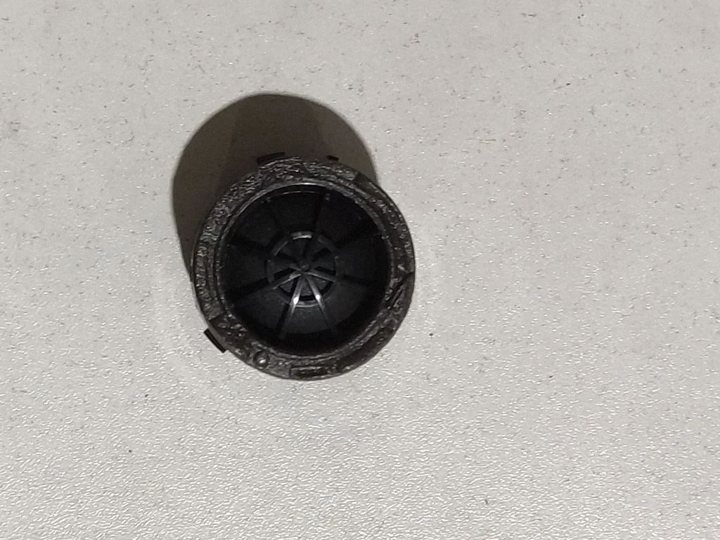 Tagaukse kõlar(id) 68043031AC