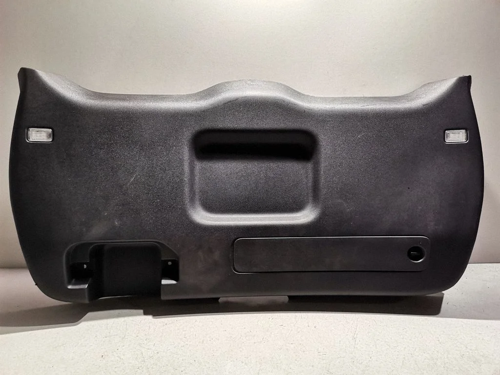 Listwa klapy bagażnika LK7245594B