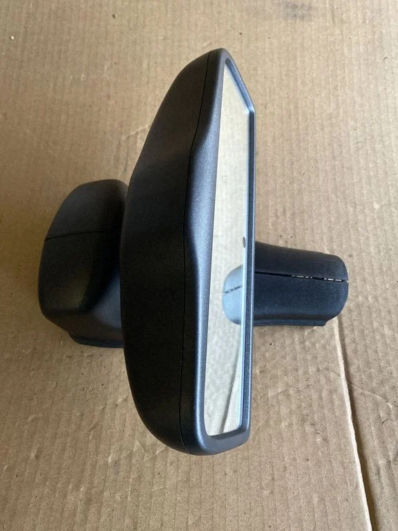 Rear view mirror (interior) 670011414