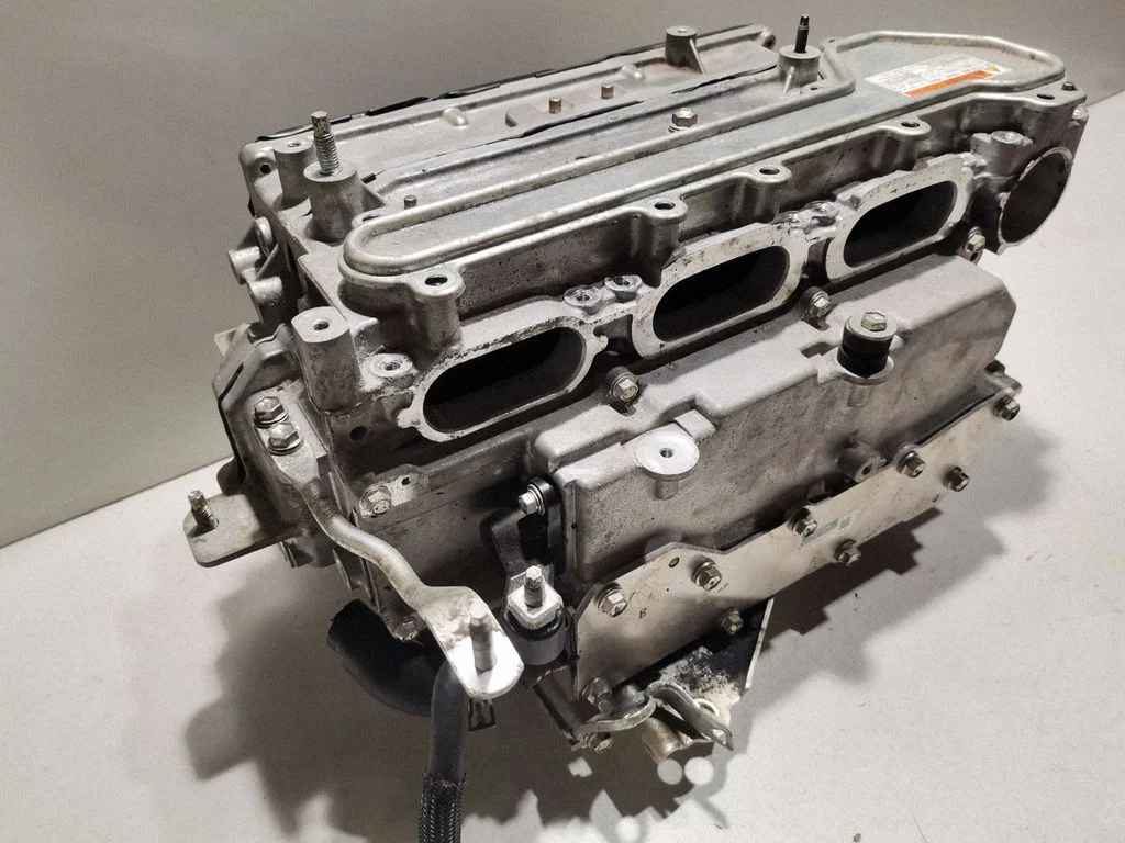Voltage converter inverter – Lexus RX 450H (2016-)