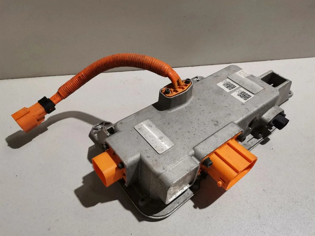 Voltage converter inverter – Hyundai Ioniq 5 (2021-)