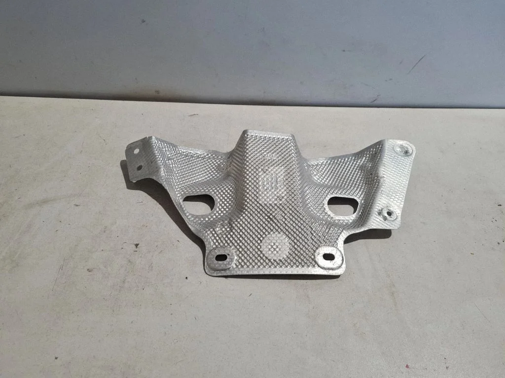 Exhaust heat shield 8R0521443E