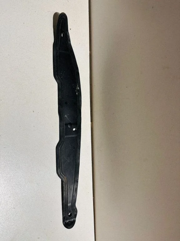 Fender end trim 670001706