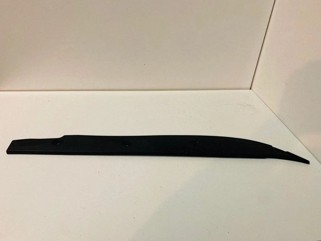 Fender end trim 7P5854777