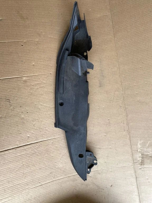 Fender end trim – Lexus RX 450H (2016-)
