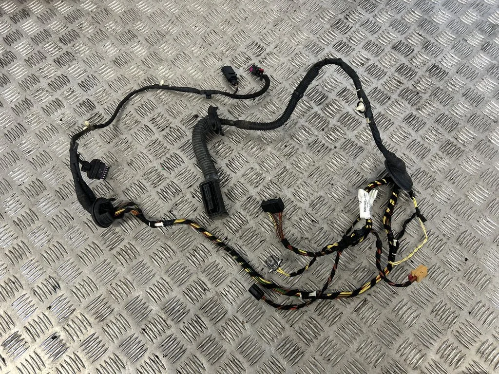 Rear door wiring loom 95B971687