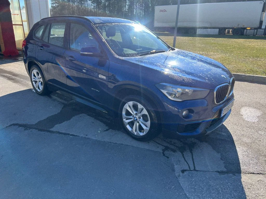 BMW X1