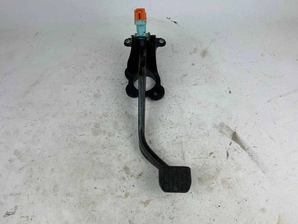 Brake pedal F1839C864AC