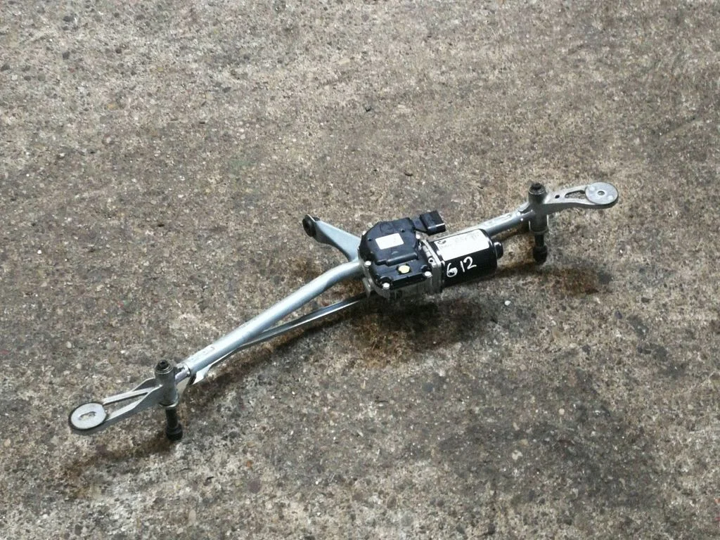 Valytuvų mechanizmas (trapecija)