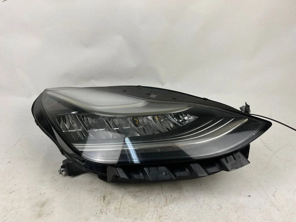 Headlight/headlamp – Tesla Model S (2012-)