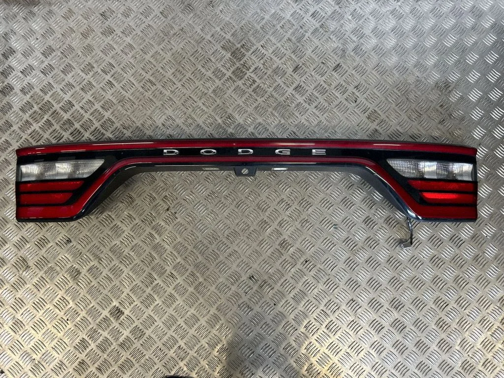 Tailgate rear/tail lights 68155950AJ