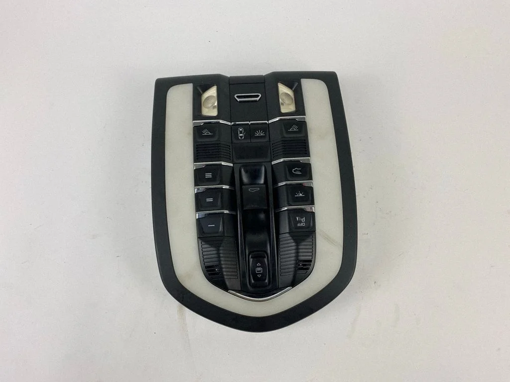 Esiistmete valgustustuli – Porsche Macan (95B) (2014-2018)