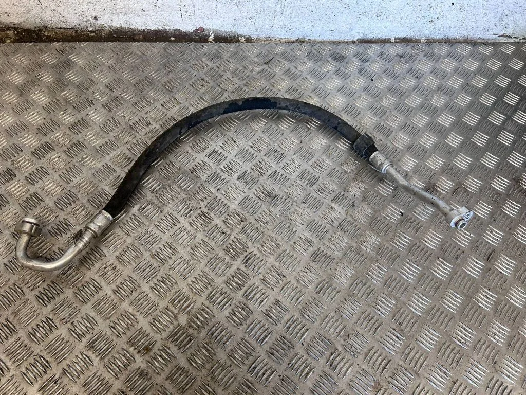 Air conditioning (A/C) pipe/hose 80A816743B