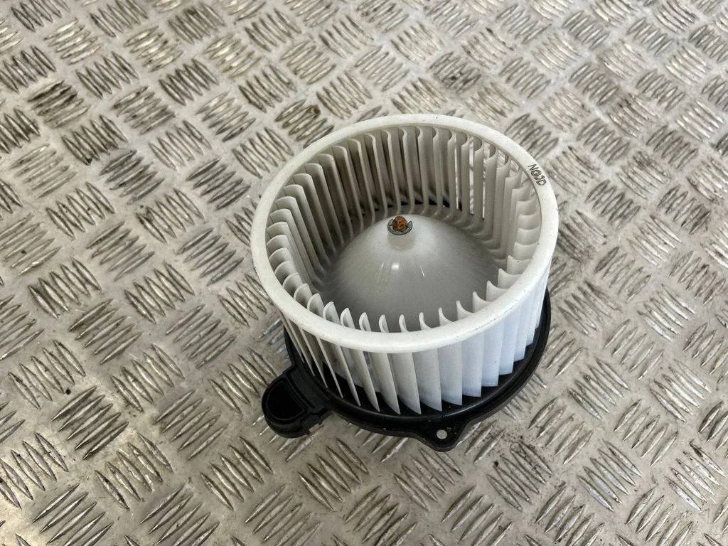 Heater fan/blower – Tesla Model S (2012-)
