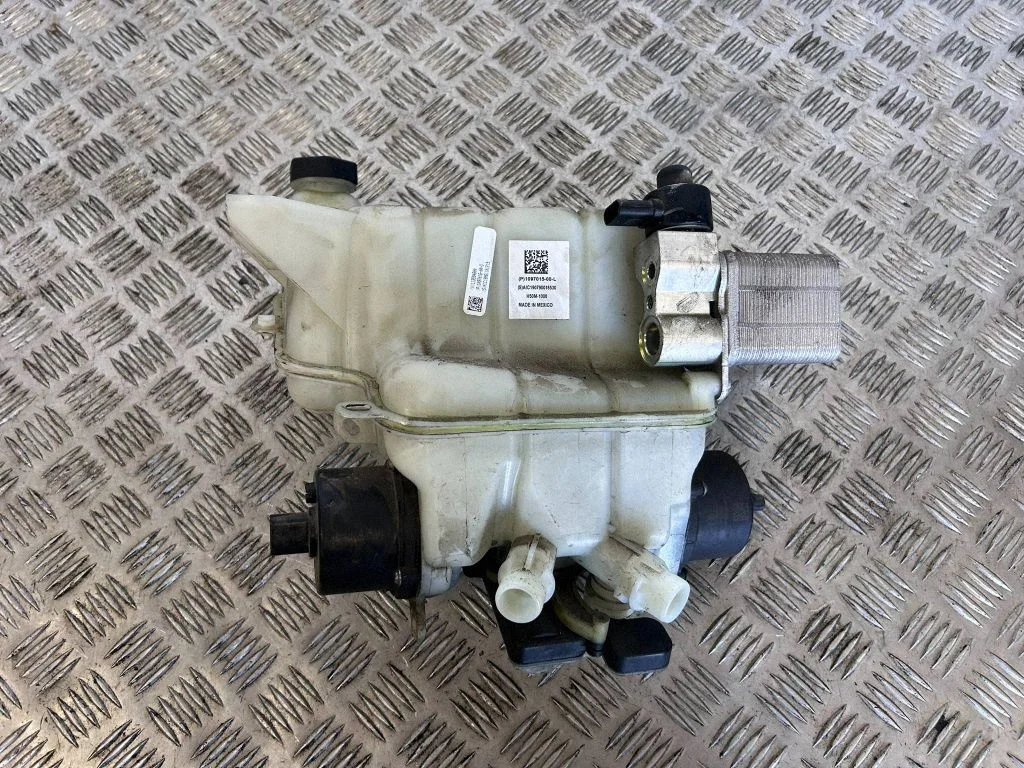 Coolant expansion tank/reservoir – Tesla Model S (2012-)