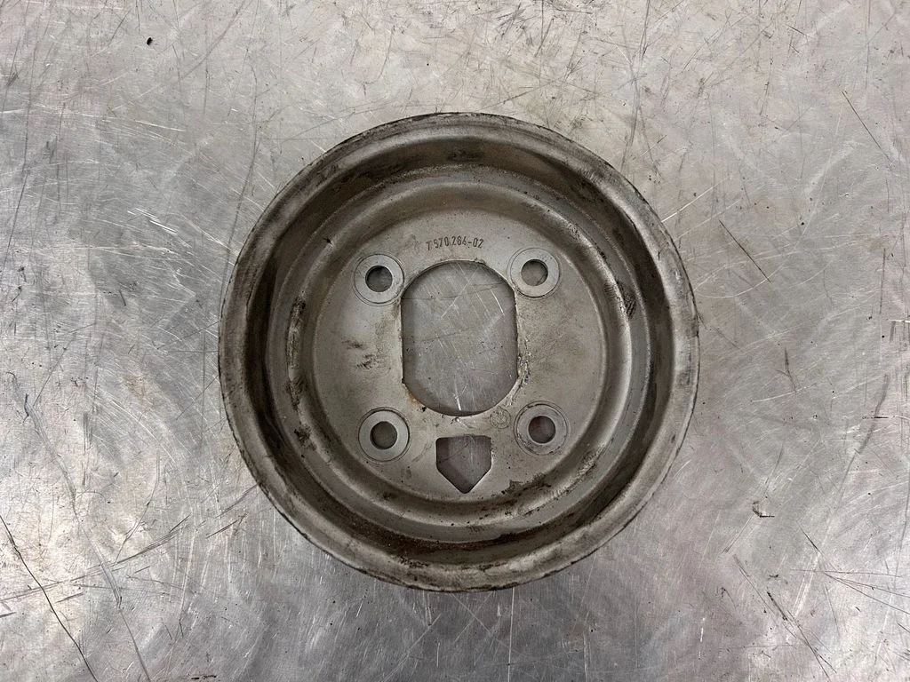 Crankshaft pulley 7570264