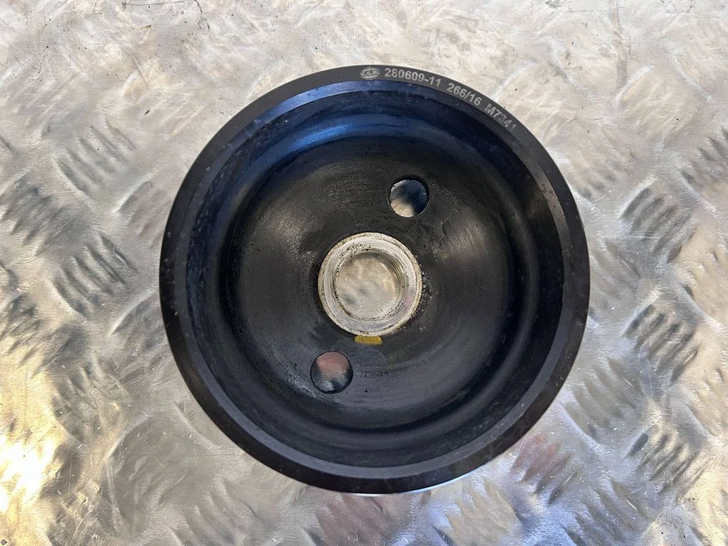 Crankshaft pulley 28060911